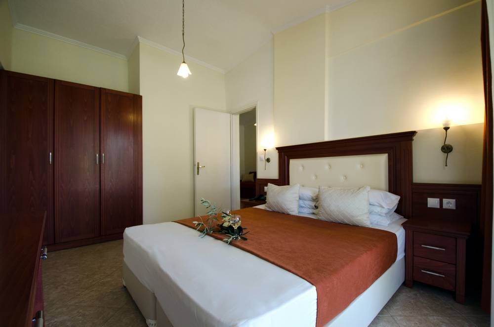 11.apartments A Villagemare Hotel