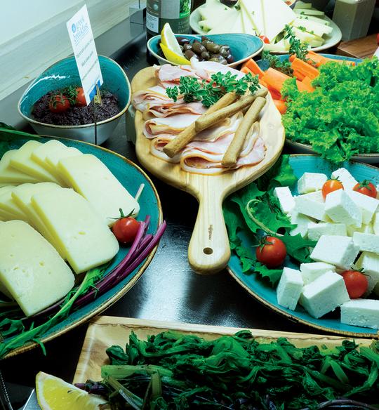 Greek-breakfast